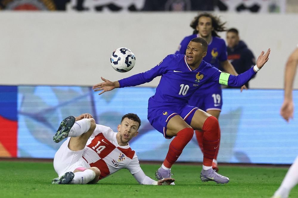 随着2026美加墨世界杯分组结束，世界杯揭幕战对阵球队出炉