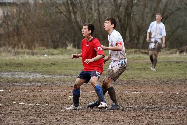 三人成行，无界竞技！“翎跃山海”羽毛球巡回赛广州站举行