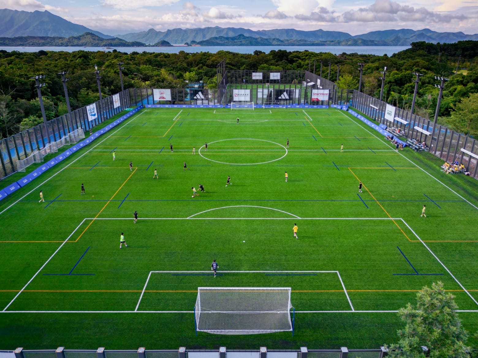 足球世界足球先生候选名单出炉，引发热议